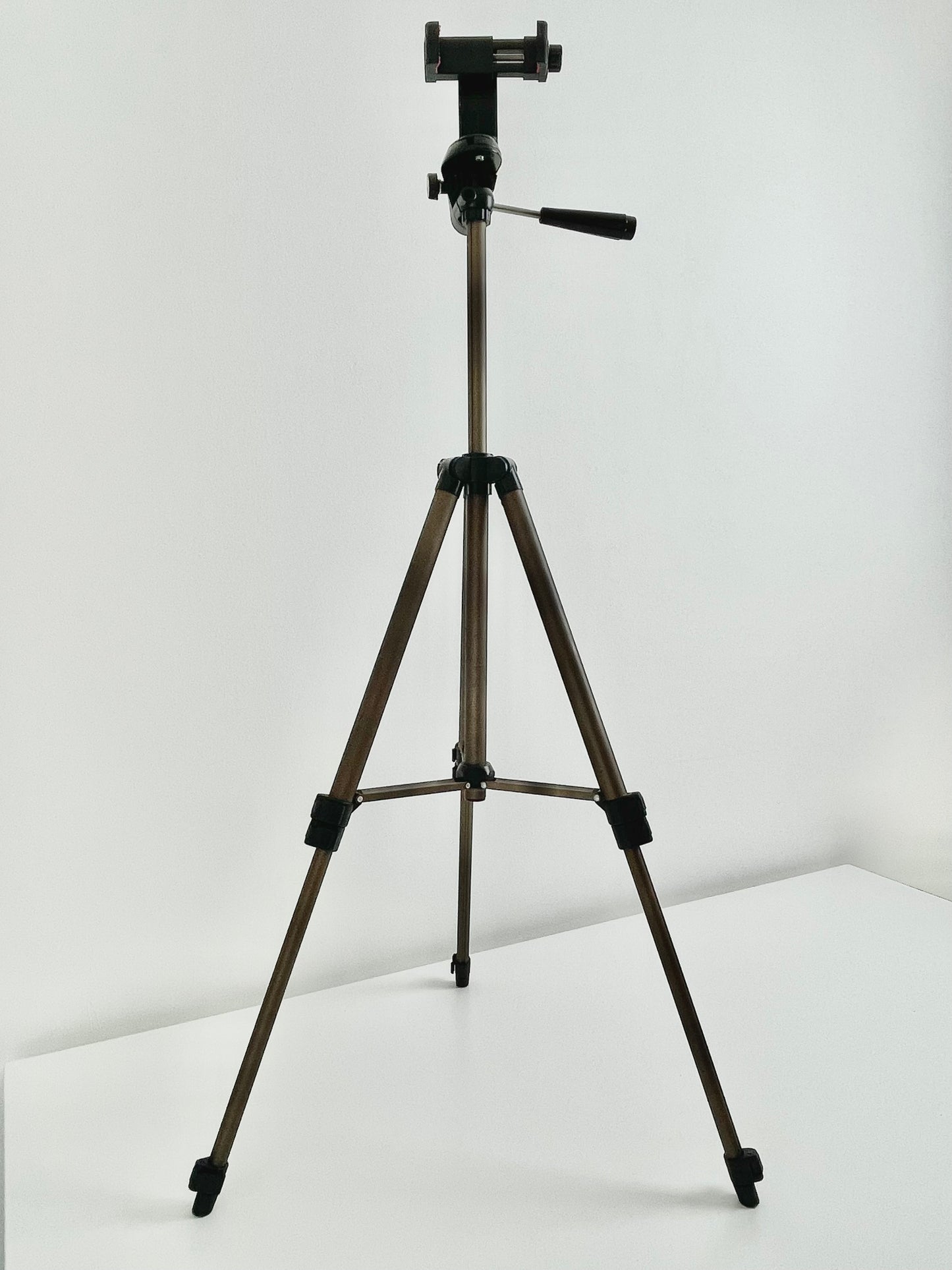 Extendable Standing Tripod